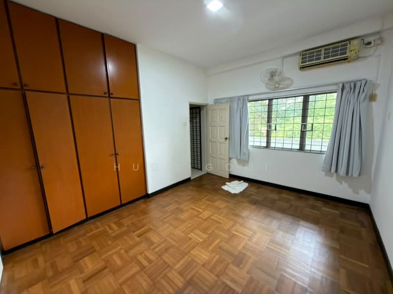 Rumah Banglo untuk Disewa di Taman Bukit Pantai (Bangsar) - Hugo Gooi - Bedroom - PropertyGuru.com.my