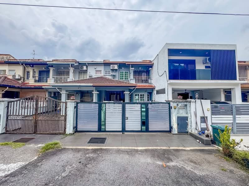 Rumah Teres 2-Tingkat untuk Dijual di Bandar Putra Permai (Seri Kembangan) - Zaffur Nazri - PropertyGuru.com.my