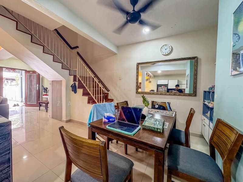 Rumah Teres 2-Tingkat untuk Dijual di Bandar Putra Permai (Seri Kembangan) - Zaffur Nazri - PropertyGuru.com.my