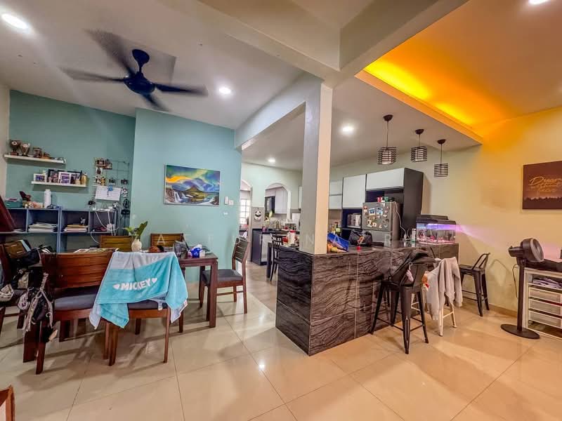 Rumah Teres 2-Tingkat untuk Dijual di Bandar Putra Permai (Seri Kembangan) - Zaffur Nazri - PropertyGuru.com.my