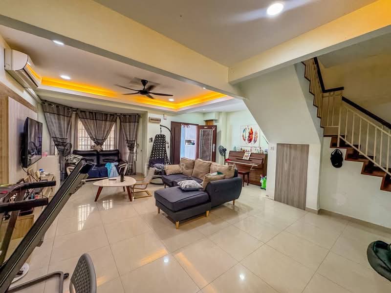 Rumah Teres 2-Tingkat untuk Dijual di Bandar Putra Permai (Seri Kembangan) - Zaffur Nazri - PropertyGuru.com.my