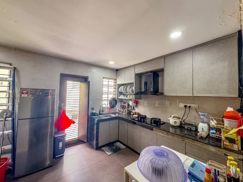 Rumah Teres 2-Tingkat untuk Dijual di Bandar Putra Permai (Seri Kembangan) - Zaffur Nazri - PropertyGuru.com.my