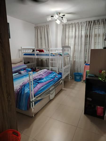 Rumah Teres 2-Tingkat untuk Dijual di Taman Bestari Indah (Ulu Tiram) - Zack Chow - Bedroom - PropertyGuru.com.my