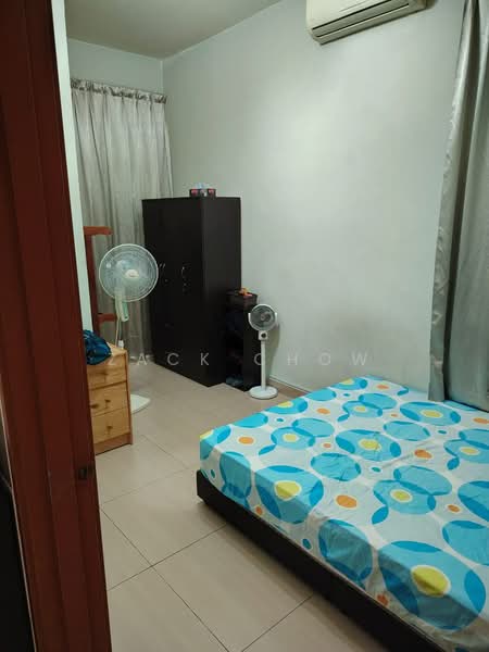 Rumah Teres 2-Tingkat untuk Dijual di Taman Bestari Indah (Ulu Tiram) - Zack Chow - Bedroom - PropertyGuru.com.my