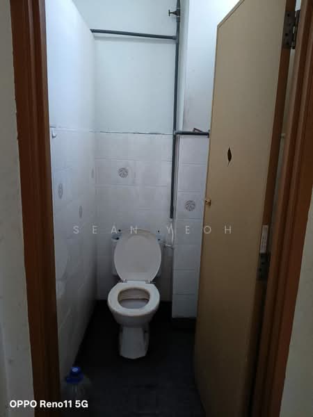 Rumah Teres 2-Tingkat untuk Dijual di Desa Paya Mengkuang (Gelang Patah) - Sean Yeoh - Bathroom - PropertyGuru.com.my
