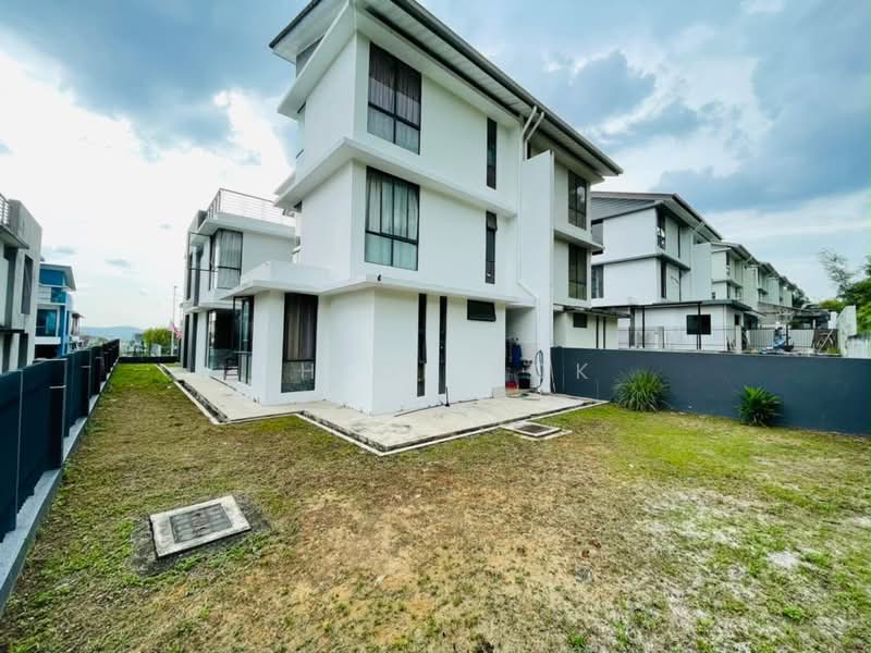 Semi-Detached House for Sale in Saujana Rawang (Rawang) - Chloe Kok - PropertyGuru.com.my