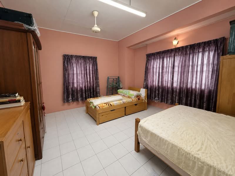 Rumah Teres 2-Tingkat untuk Dijual di Taman Impian Indah (Sungai Buloh) - Sean Yong - Bedroom - PropertyGuru.com.my
