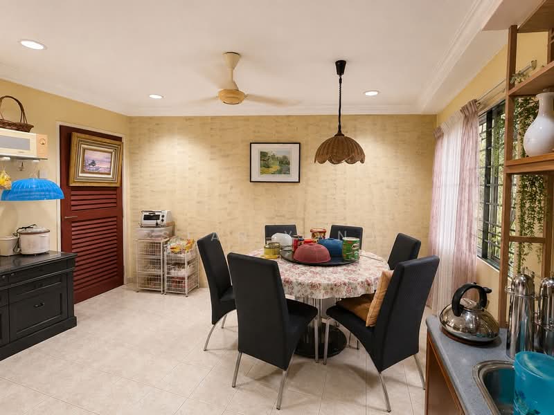 Rumah Teres 2-Tingkat untuk Dijual di Taman Impian Indah (Sungai Buloh) - Sean Yong - Dining Room - PropertyGuru.com.my