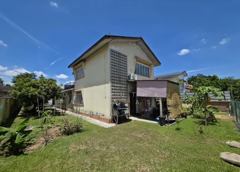 Rumah Banglo untuk Dijual di Seksyen 11 (Petaling Jaya) - Devamuthan Tamilarasan - Exterior - PropertyGuru.com.my