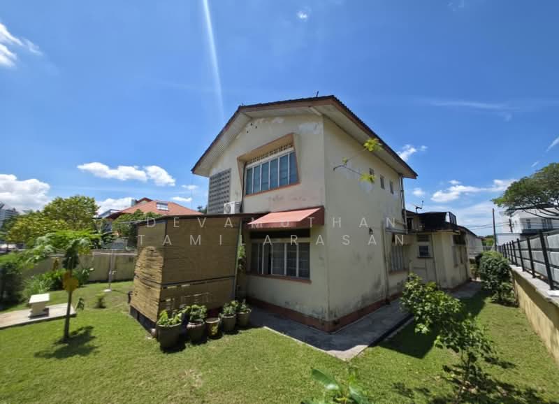 Rumah Banglo untuk Dijual di Seksyen 11 (Petaling Jaya) - Devamuthan Tamilarasan - Exterior - PropertyGuru.com.my