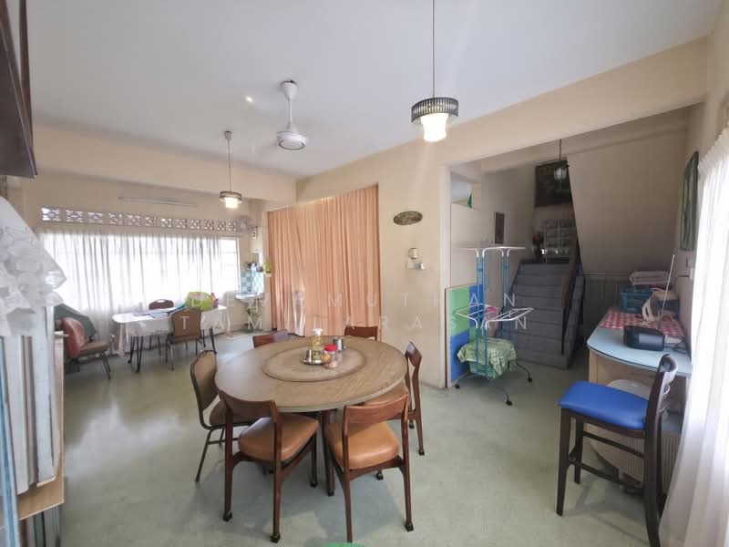 Rumah Banglo untuk Dijual di Seksyen 11 (Petaling Jaya) - Devamuthan Tamilarasan - Dining Room - PropertyGuru.com.my