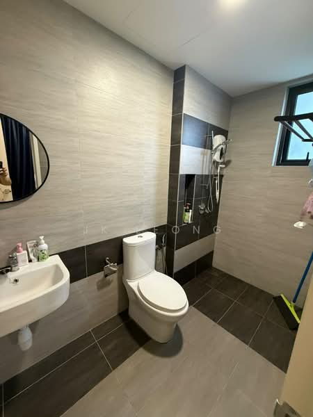 Kondominium untuk Disewa di Aster Residence - JK Leong - Bathroom - PropertyGuru.com.my