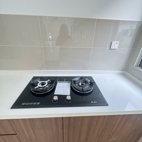 Semi-Detached House for Sale in Bandar Gamuda Gardens (Rawang) - Jennifer Teo - Kitchen - PropertyGuru.com.my