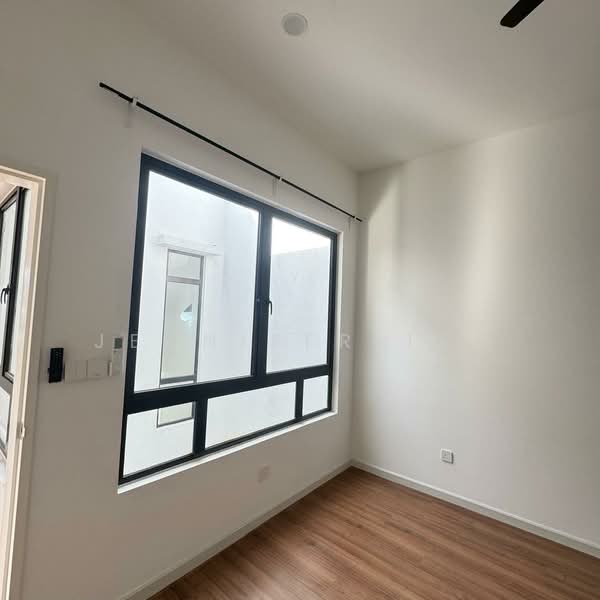 Semi-Detached House for Sale in Bandar Gamuda Gardens (Rawang) - Jennifer Teo - Interior - PropertyGuru.com.my