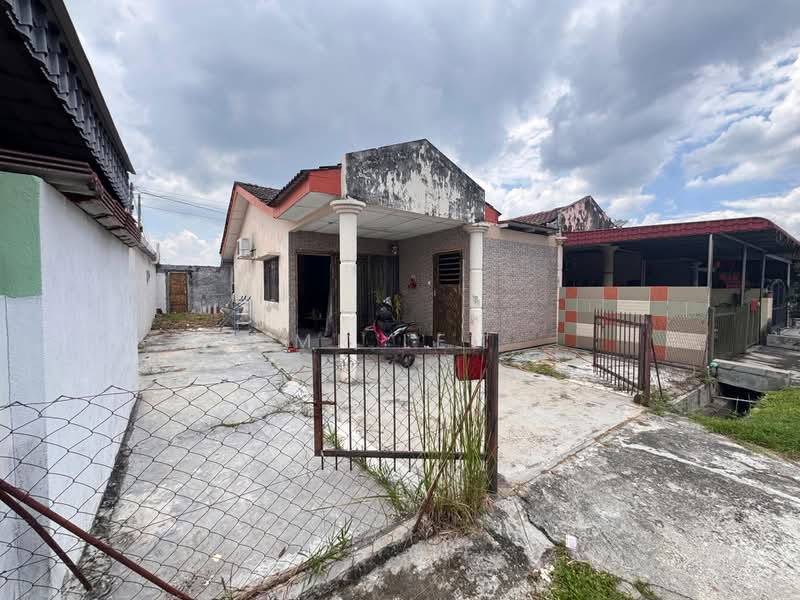 1-storey Terraced House for Sale in Taman Bagus (Tambun) - Mr Lee - Exterior - PropertyGuru.com.my