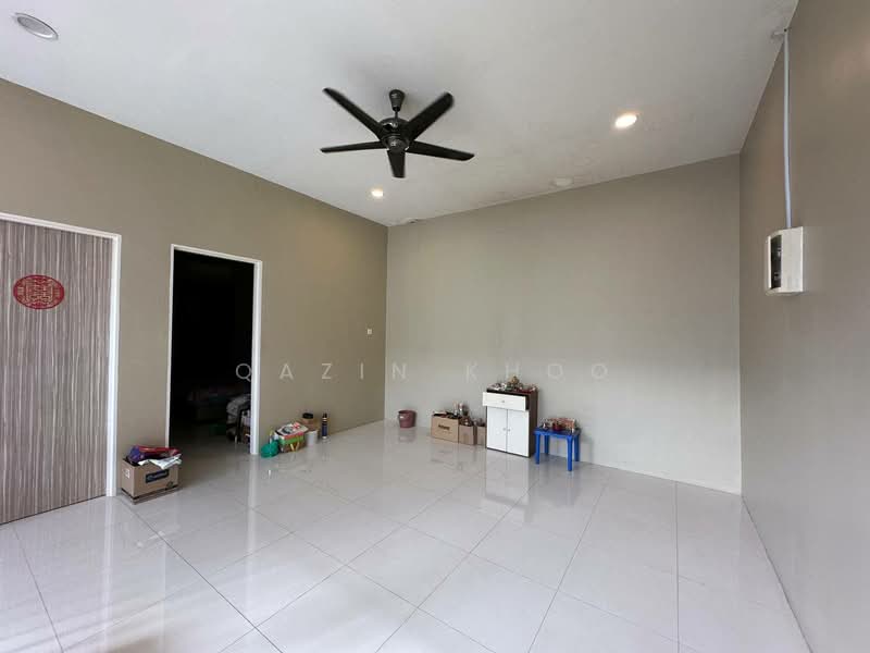 Rumah Berkembar untuk Disewa di Panorama Lapangan Perdana (Ipoh) - Qazin Khoo - Living Room - PropertyGuru.com.my