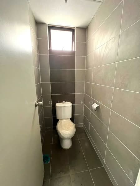 Kilang Teres untuk Disewa di Kulai (Johor) - Alicia Fong - Bathroom - PropertyGuru.com.my