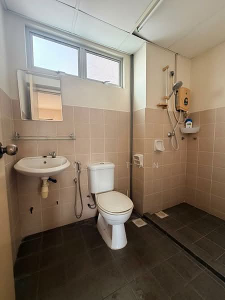 Condominium for Sale at Anggun Puri - Ivan Tan - Bathroom - PropertyGuru.com.my