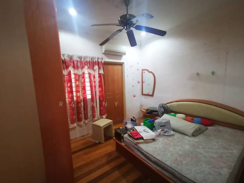 Semi-Detached House for Sale in Tanjung Tokong (Penang) - Rainny Wong - Bedroom - PropertyGuru.com.my