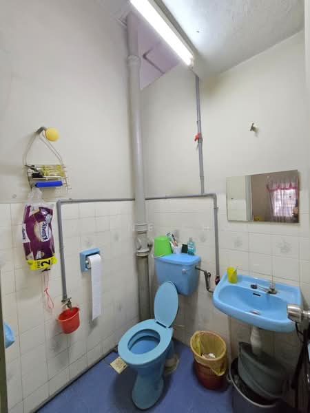 Rumah Teres 1-Tingkat untuk Dijual di Taman Bidara (Selayang) - Eugene Choo - Bathroom - PropertyGuru.com.my
