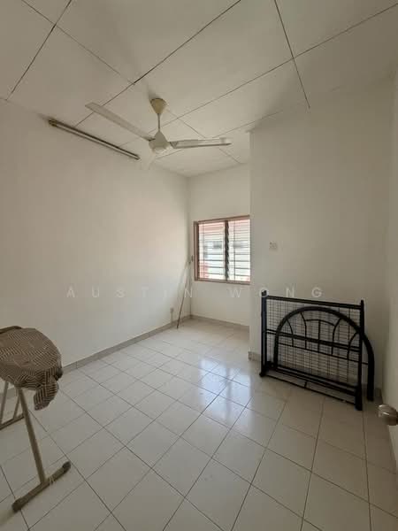 2-storey Terraced House for Sale in TAMAN PUCHONG UTAMA (Puchong) - Austin Wong - Bedroom - PropertyGuru.com.my