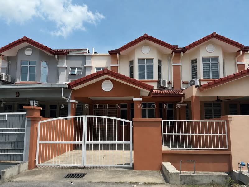 2-storey Terraced House for Sale in TAMAN PUCHONG UTAMA (Puchong) - Austin Wong - Exterior - PropertyGuru.com.my