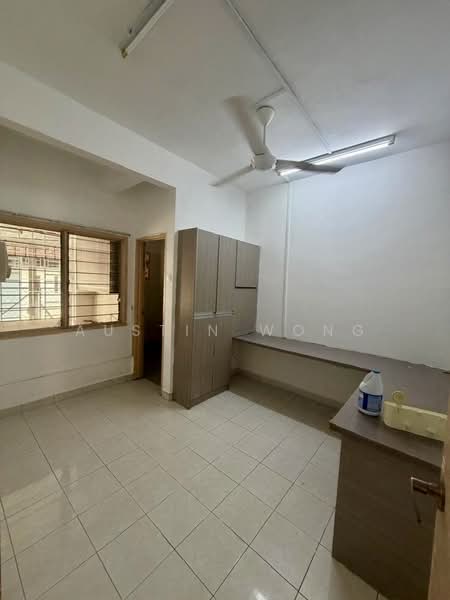 2-storey Terraced House for Sale in TAMAN PUCHONG UTAMA (Puchong) - Austin Wong - Interior - PropertyGuru.com.my