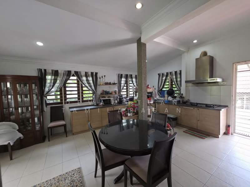 Rumah Banglo untuk Dijual di Seksyen 11 (Petaling Jaya) - Devamuthan Tamilarasan - Kitchen - PropertyGuru.com.my