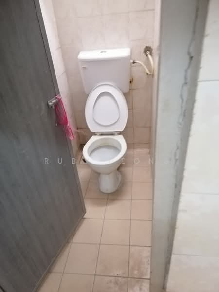 Flat for Rent at Gugusan Dedap - Ruby Leong - Bathroom - PropertyGuru.com.my