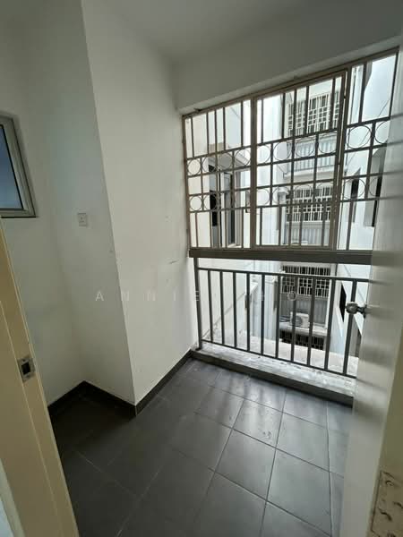 Pangsapuri untuk Disewa di Seri Intan Apartment - Annie Kho - Balcony - PropertyGuru.com.my