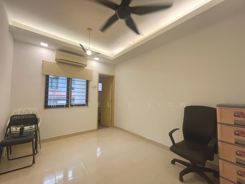 3-storey Terraced House for Sale in Balakong (Cheras) - Michelle Siow - PropertyGuru.com.my