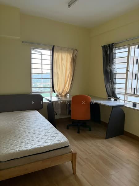 Kondominium untuk Dijual di Cova Suites - Ethan Swe - Bedroom - PropertyGuru.com.my