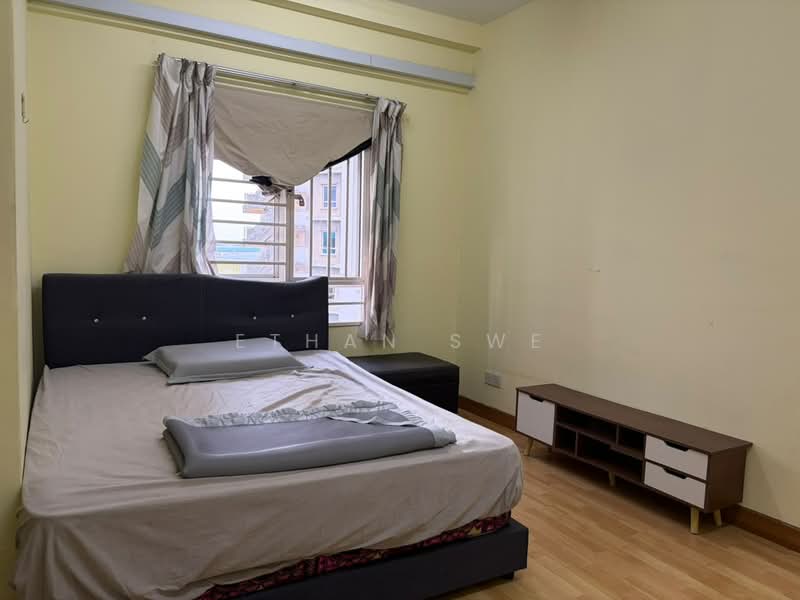 Kondominium untuk Dijual di Cova Suites - Ethan Swe - Bedroom - PropertyGuru.com.my