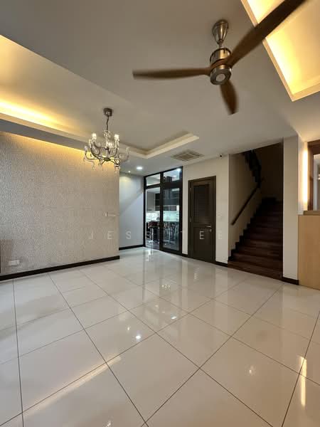Rumah Berkembar untuk Dijual di Setia Eco Park (Setia Alam) - Jess Tee - Living Room - PropertyGuru.com.my