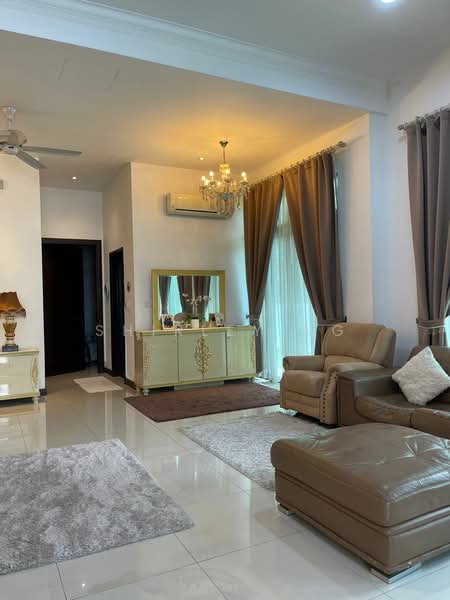 Rumah Berkembar untuk Disewa di Subang Jaya (Selangor) - Shirley Ng - Living Room - PropertyGuru.com.my