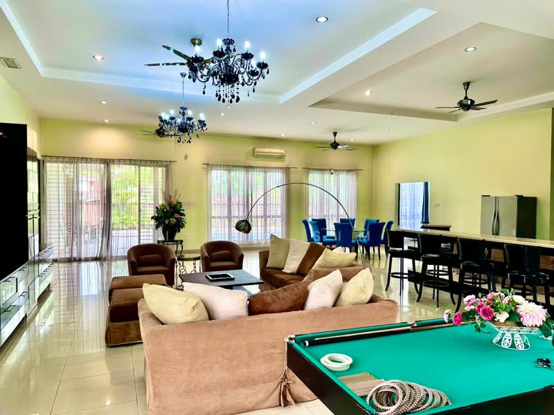 Bungalow for Sale in Country Heights (Kajang) - Isaac Sim - Living Room - PropertyGuru.com.my