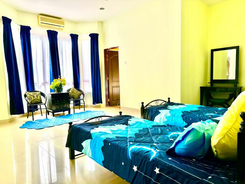 Bungalow for Sale in Country Heights (Kajang) - Isaac Sim - Bedroom - PropertyGuru.com.my