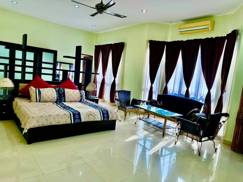 Bungalow for Sale in Country Heights (Kajang) - Isaac Sim - Bedroom - PropertyGuru.com.my