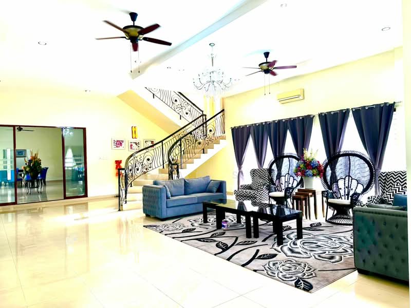 Bungalow for Sale in Country Heights (Kajang) - Isaac Sim - Living Room - PropertyGuru.com.my