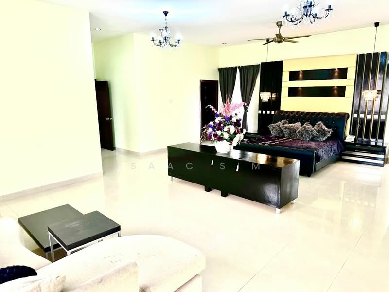 Bungalow for Sale in Country Heights (Kajang) - Isaac Sim - Bedroom - PropertyGuru.com.my