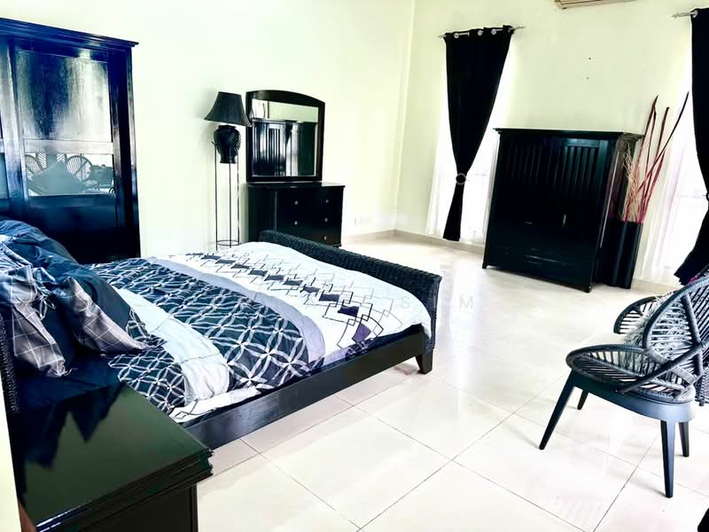 Bungalow for Sale in Country Heights (Kajang) - Isaac Sim - Bedroom - PropertyGuru.com.my