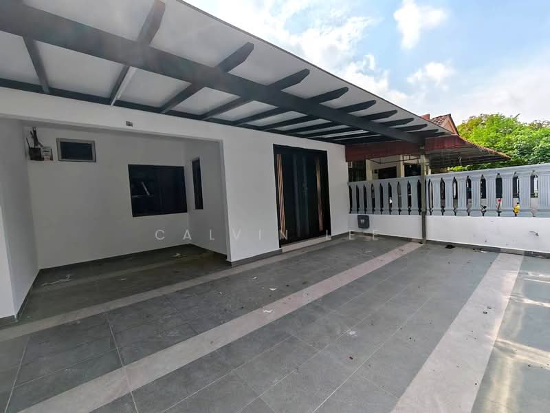 1-storey Terraced House for Sale in Taman Puteri Wangsa (Ulu Tiram) - Calvin Lee - PropertyGuru.com.my