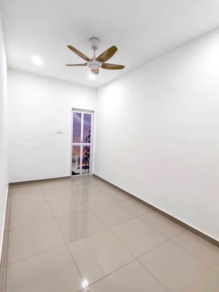 1-storey Terraced House for Sale in Taman Puteri Wangsa (Ulu Tiram) - Calvin Lee - PropertyGuru.com.my