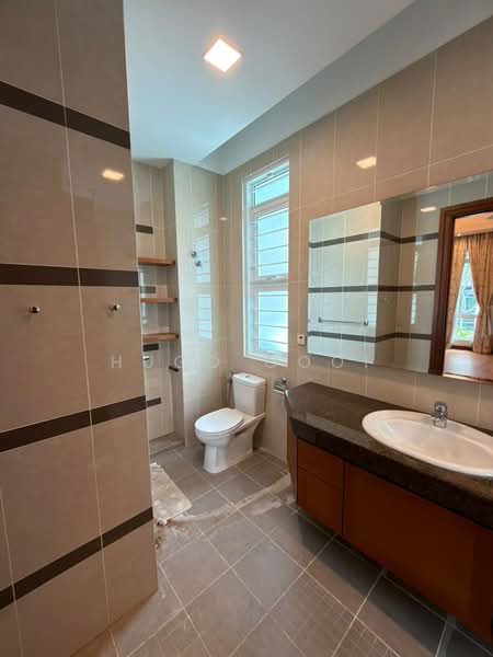 Bungalow for Rent in Taman Duta (Bukit Tunku (Kenny Hills)) - Hugo Gooi - Bathroom - PropertyGuru.com.my