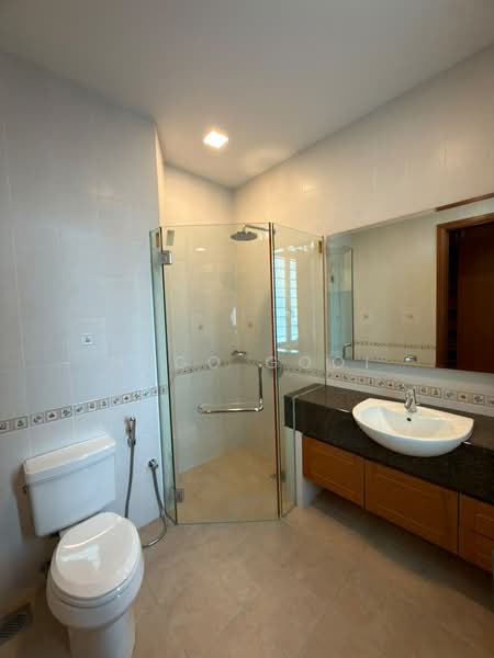 Bungalow for Rent in Taman Duta (Bukit Tunku (Kenny Hills)) - Hugo Gooi - Bathroom - PropertyGuru.com.my