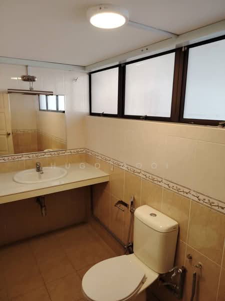 Bungalow for Rent in Taman Duta (Bukit Tunku (Kenny Hills)) - Hugo Gooi - Bathroom - PropertyGuru.com.my