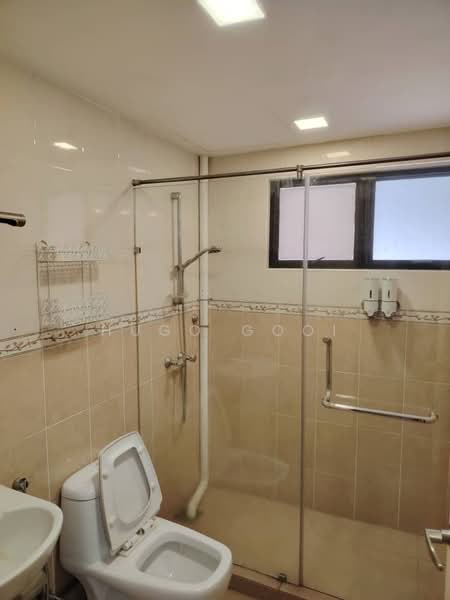 Bungalow for Rent in Taman Duta (Bukit Tunku (Kenny Hills)) - Hugo Gooi - Bathroom - PropertyGuru.com.my