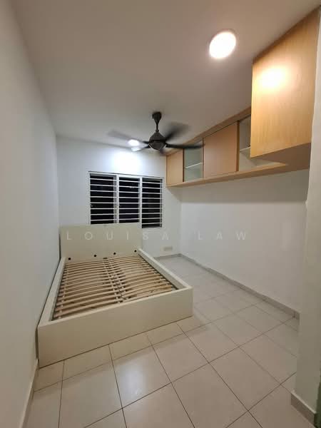 Pangsapuri untuk Dijual di Suria Permai - Louisa Law - Bedroom 1 - PropertyGuru.com.my