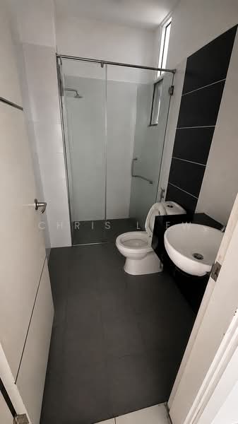 Kediaman Servis untuk Dijual di 1Medini - Chris Liew - Bathroom - PropertyGuru.com.my
