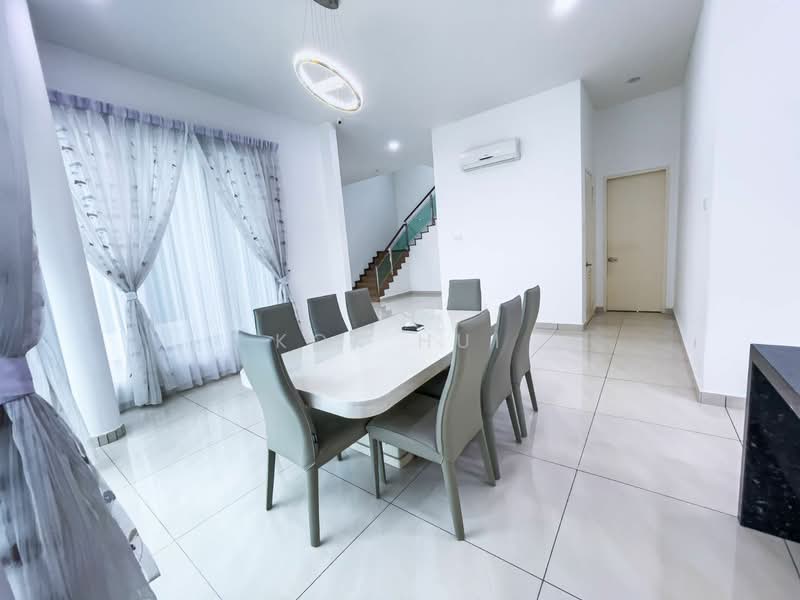 Bungalow House for Sale in Taman Desa Tebrau (Tebrau) - Kok Hui - Dining Room - PropertyGuru.com.my